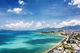 Đón 9 triệu lượt khách, thu về 40.000 tỷ đồng, Khánh Hòa cán đích sớm hơn 3 tháng