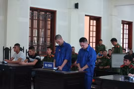 Đâm chết người trong đêm rồi bỏ trốn