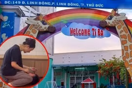 TP. HCM: Đình chỉ lớp mẫu giáo có cô giáo ngồi đè lên người trẻ ép ăn