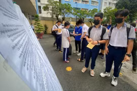 Giám đốc Sở GD&ĐT TP. HCM: Không nên cứng nhắc cấm tuyển sinh trái tuyến ngoài quận