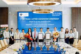 Thép Hòa Phát Dung Quất được BSI trao giấy công bố kiểm tra, xác nhận khí nhà kính theo ISO 14064-1:2018 và ISO 14067:2018