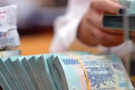 Lãi suất năm Quý Mão 2023: Giảm 70%, người dân vẫn gửi tiết kiệm