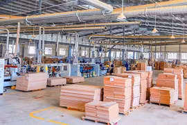 Lợi nhuận chạm đáy 7 năm, Phú Tài (PTB) đóng cửa nhiều xưởng sản xuất