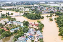 Khẩn trương khắc phục khó khăn cho người dân vùng ngập lụt