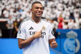 Mbappe chuẩn bị mua CLB bóng đá Pháp