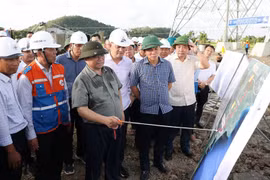 Bảo đảm khánh thành đường dây 500 kV mạch 3 đúng dịp kỷ niệm Cách mạng tháng Tám và Quốc khánh 2/9