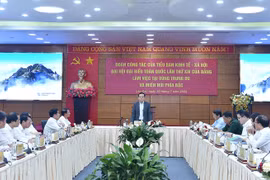 Quan tâm hơn nữa đến công tác cán bộ là người dân tộc và cán bộ làm công tác dân tộc