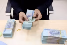 Ngân hàng Nhà nước liên tục hỗ trợ thanh khoản, lãi suất liên ngân hàng giảm mạnh