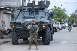 Giám đốc nhà tù bị sát hại khi Ecuador đang trưng cầu dân ý chống tội phạm