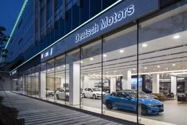 Nhiều đại lý BMW, Mercedes chật vật giữa cuộc chiến giảm giá