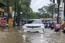 Ô tô cần kiểm tra gì sau khi qua vùng ngập nước?