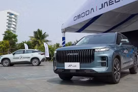 Người Việt tăng mua ô tô nhập khẩu từ Trung Quốc, giá trị ngày càng giảm sâu
