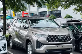 Toyota Innova Cross HEV dẫn đầu doanh số xe hybrid tại Việt Nam