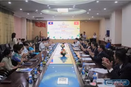Đại học Công đoàn bế giảng khóa đào tạo cán bộ công đoàn Lào, thắt chặt tình hữu nghị Việt - Lào