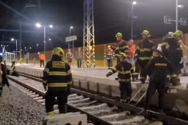 Tàu hỏa đâm nhau ở CH Czech, nhiều người thương vong