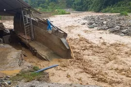 Thủ tướng chỉ đạo tập trung khắc phục hậu quả mưa lũ do ảnh hưởng của bão số 2