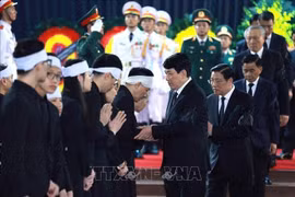 Đoàn Ban Chỉ đạo Trung ương về phòng, chống tham nhũng, tiêu cực viếng Tổng Bí thư Nguyễn Phú Trọng