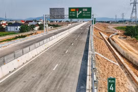 Địa phương sớm bàn giao mặt bằng làm trạm dừng nghỉ dọc tuyến cao tốc Bắc - Nam