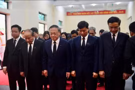 Đài Tiếng nói Việt Nam viếng Tổng Bí thư Nguyễn Phú Trọng tại quê nhà