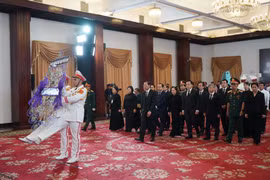 Các cơ quan, đoàn thể Trung ương và địa phương đến viếng Tổng Bí thư Nguyễn Phú Trọng tại TP HCM