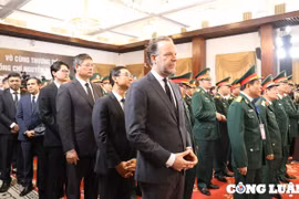 Tổng lãnh sự các nước tại TP HCM bày tỏ lòng ngưỡng mộ thành tựu của Tổng Bí thư Nguyễn Phú Trọng