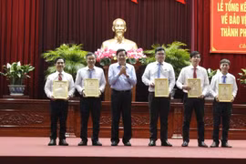 Cần Thơ trao giải Cuộc thi chính luận về bảo vệ nền tảng tư tưởng của Đảng cho 55 tác phẩm