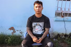 Bắt đối tượng vận chuyển trái phép ma túy, mang theo vũ khí nóng