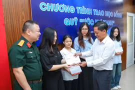 Truyền lửa, nuôi dưỡng ước mơ cho sinh viên báo chí