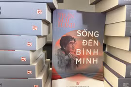 Ra mắt Tự truyện "Sống đến bình minh" của nhà báo, nhà văn Trần Mai Hạnh