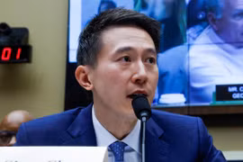 CEO TikTok tuyên bố sẽ kiện lệnh cấm của Mỹ
