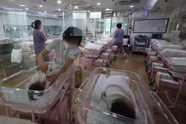 Dịch vụ chăm sóc trẻ ở Hàn Quốc bùng nổ dù tỷ lệ sinh giảm kỷ lục