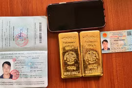 Phát hiện, bắt giữ đối tượng vận chuyển trái phép 2kg vàng từ Trung Quốc về Việt Nam