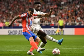 Real Madrid chia điểm đáng tiếc trước Atletico tại La Liga 2024/25