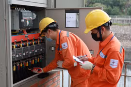 Hà Nội yêu cầu xây dựng kịch bản cấp điện cho năm 2024