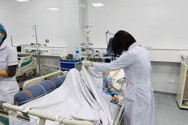 Suy gan nặng vì tự uống thuốc nam để chữa viêm gan B