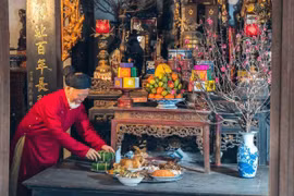 Lễ gia tiên đầu năm…