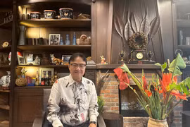 Nhà thơ Hồng Thanh Quang: "Thơ trên báo Tết- Món của Xuân đậm đà cảm xúc!"