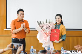 Nghệ sĩ Ưu tú Tân Nhàn nhận nhiệm vụ mới