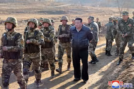 Nhà lãnh đạo Kim Jong Un yêu cầu quân đội Triều Tiên tăng cường khả năng chiến đấu