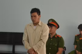 Gia Lai: Bực tức vì con quấy khóc, cha ruột dùng gậy đánh con tử vong