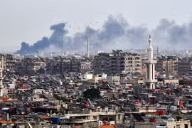 Israel tấn công 'hủy diệt' các mục tiêu ở Syria và Lebanon, căng thẳng Trung Đông gia tăng