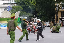 Hà Nội đồng loạt ra mắt lực lượng tham gia bảo vệ an ninh, trật tự ở cơ sở