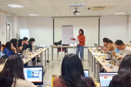Bồi dưỡng kỹ năng làm bài Mega story, Longform trên báo điện tử