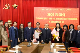 Trao quyết định bổ nhiệm Phó Tổng Biên tập Báo điện tử ĐCSVN và Phó Tổng phụ trách Tạp chí Tuyên giáo