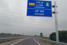 Lấy ý kiến địa phương về đầu tư mở rộng cao tốc Cam Lộ - La Sơn