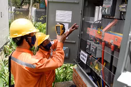 Tiêu thụ điện lập đỉnh mới 1,025 tỷ kWh/ngày