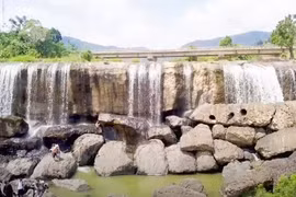 Lắng nghe bản tình ca âm vang nơi rừng núi tại thác H'Ly (Phú Yên)