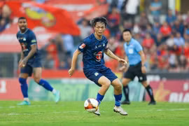 "Báu vật" nhà bầu Đức khiến HLV Troussier đau đầu trước trận quyết đấu Indonesia