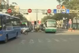 Điều chỉnh mạng lưới xe buýt, giảm kẹt xe tại TP. HCM