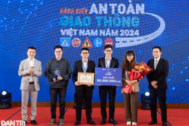 Báo Dân trí trao nhiều giải về sáng kiến an toàn giao thông Việt Nam năm 2024